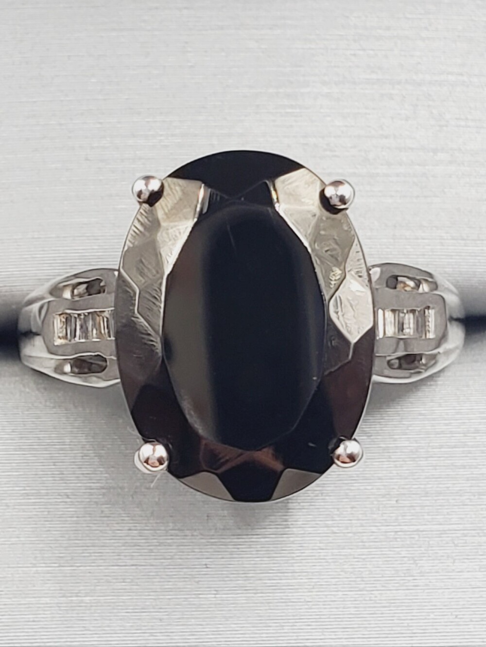 Oval Black Elite Shungite & White Topaz Platinum | 925 Sterling Silver Ring